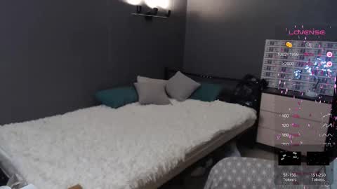 Julia online show from 11-10-25, 10:36