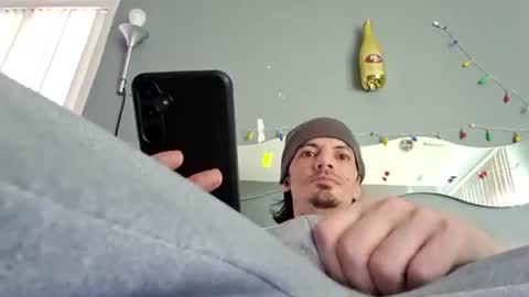 foreveryung723 online show from 10-29-25, 11:06