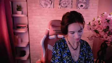 Vivian online show from 09-10-25, 11:10