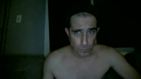 Snapshot of fouraide42 chatting on 01-03-25, 08:00 fouraide42 online show from 01-03-25, 08:00