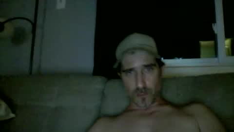 Snapshot of fouraide42 chatting on 02-21-25, 10:28 fouraide42 online show from 02-21-25, 10:28