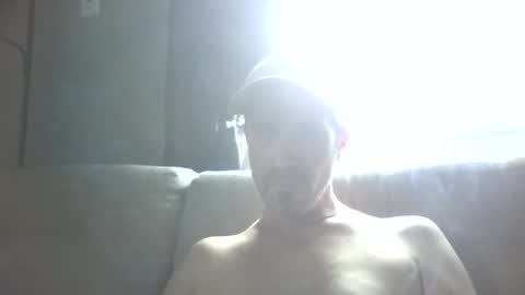 Snapshot of fouraide42 chatting on 02-21-25, 01:33 fouraide42 online show from 02-21-25, 01:33