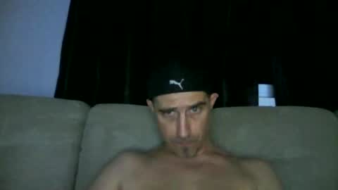 Snapshot of fouraide42 chatting on 02-26-25, 10:15 fouraide42 online show from 02-26-25, 10:15