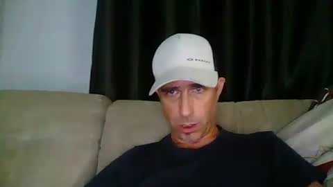 Snapshot of fouraide42 chatting on 09-20-25, 02:23 fouraide42 online show from 09-20-25, 02:23