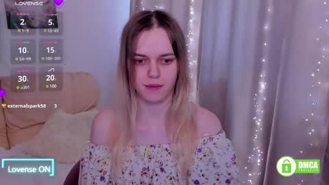 Snapshot of fox_glove chatting on 03-02-25, 12:22 Bella-Barbara Rosse online show from 03-02-25, 12:22
