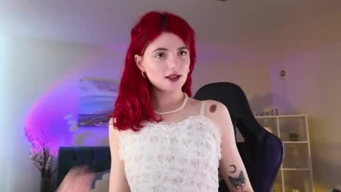 Snapshot of foxfox6 chatting on 05-18-26, 03:13 Charlotte please dont forget to thumbs up me online show from 05-18-26, 03:13
