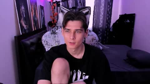 Foxicfu online show from 03-17-26, 11:02