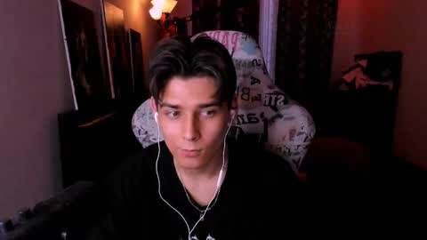 Foxicfu online show from 03-23-26, 01:04