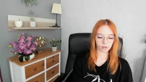 Sonya online show from 05-13-26, 01:30