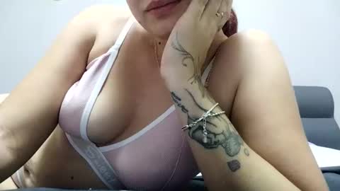 foxx193350 online show from 10-13-25, 05:51