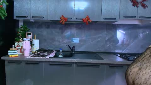 Snapshot of foxxyanna chatting on 11-30-25, 01:26 Ana online show from 11-30-25, 01:26