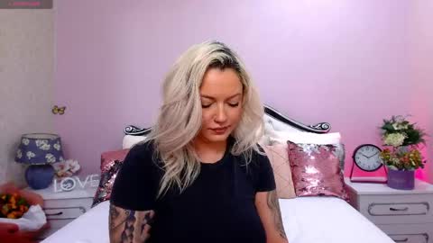 Clarise online show from 05-12-26, 05:43
