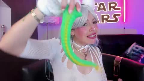 Miss Evans online show from 02-27-26, 06:19