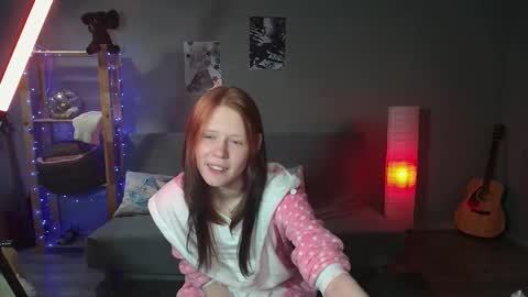 Kira online show from 01-15-25, 06:51