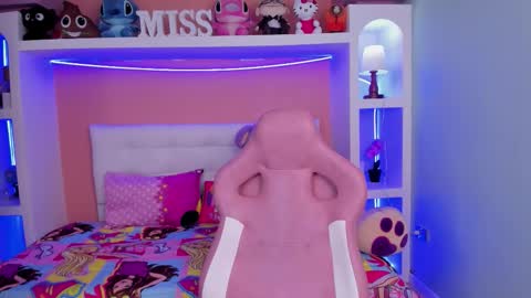 Snapshot of foxy_franshesca chatting on 03-18-26, 06:55 Miss Franshesca online show from 03-18-26, 06:55