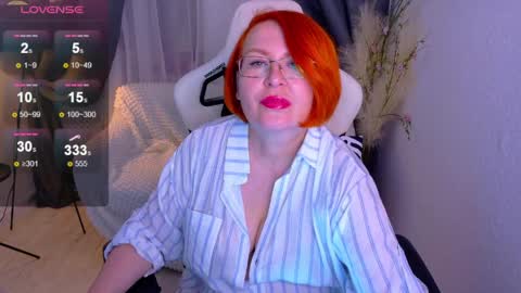 Lola online show from 05-06-26, 06:19