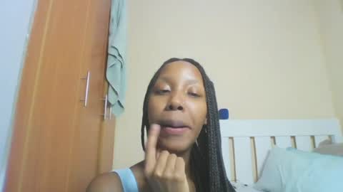 foxyatmidnite online show from 07-02-26, 12:32