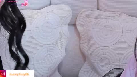 Snapshot of foxybuny chatting on 03-08-26, 04:27 FOXY AND BUNNY online show from 03-08-26, 04:27