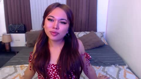 Snapshot of foxygirl_xx chatting on 09-10-25, 07:08 Ms. FOX online show from 09-10-25, 07:08
