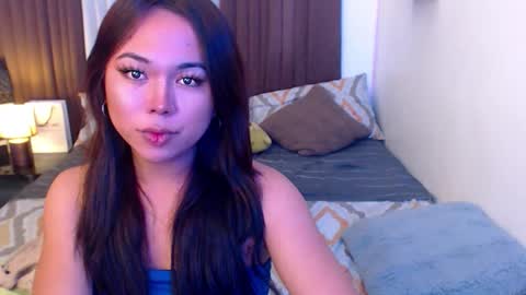 Snapshot of foxygirl_xx chatting on 10-11-25, 08:07 Ms. FOX online show from 10-11-25, 08:07