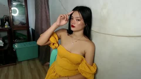 foxygoddess19 online show from 01-04-25, 04:01