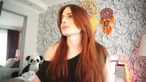 Snapshot of foxyirene chatting on 02-07-25, 11:34 FoxyIrene online show from 02-07-25, 11:34