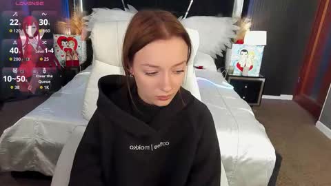 Snapshot of foxymayy chatting on 03-04-26, 02:01 Maya online show from 03-04-26, 02:01