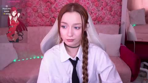 Snapshot of foxymayy chatting on 03-12-26, 01:39 Maya online show from 03-12-26, 01:39