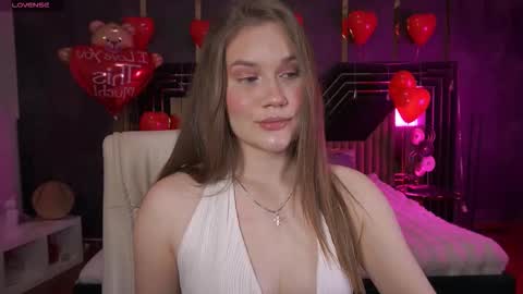 Snapshot of foxyykate chatting on 02-14-26, 10:50 Kate online show from 02-14-26, 10:50