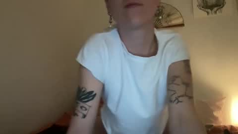 Chlo online show from 05-10-26, 02:17