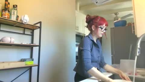 Snapshot of fragilemasochist chatting on 05-28-26, 09:45 Angel online show from 05-28-26, 09:45