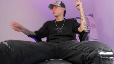 Fran online show from 11-25-25, 04:45