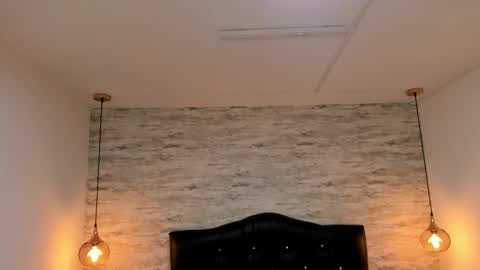 Snapshot of francesca_bbw chatting on 03-18-26, 02:04 online show from 03-18-26, 02:04