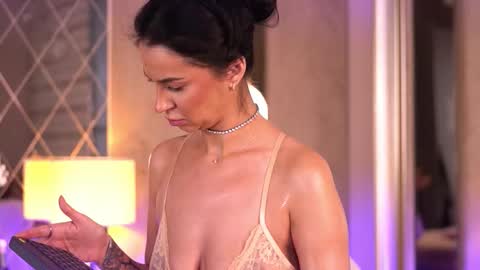 Snapshot of francescadante chatting on 02-24-26, 06:55 francescadante online show from 02-24-26, 06:55