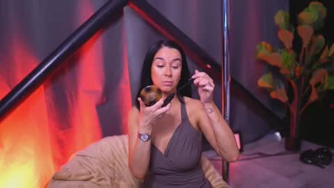 Snapshot of francescadante chatting on 03-20-26, 06:51 francescadante online show from 03-20-26, 06:51