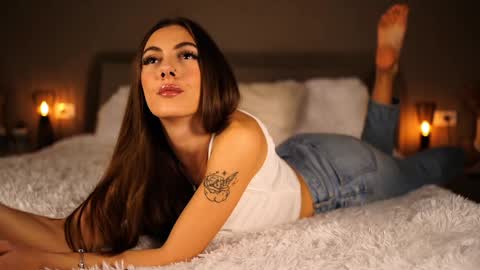 Snapshot of francescanappi chatting on 01-31-25, 04:59 Franci online show from 01-31-25, 04:59