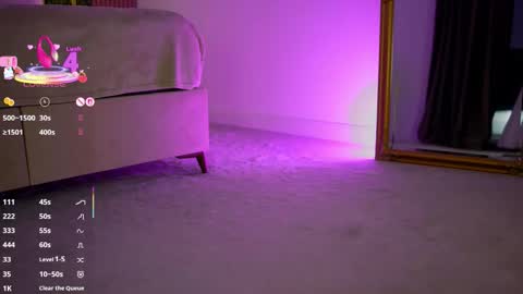 Snapshot of francescanappi chatting on 09-30-25, 06:02 Franci online show from 09-30-25, 06:02