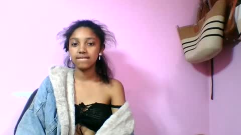 Snapshot of francia333068 chatting on 07-04-26, 05:46 francia333068 online show from 07-04-26, 05:46