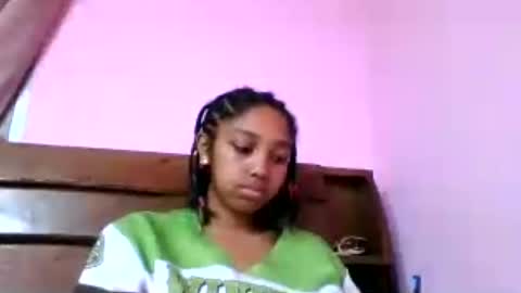 Snapshot of francia333068 chatting on 07-18-26, 05:06 francia333068 online show from 07-18-26, 05:06