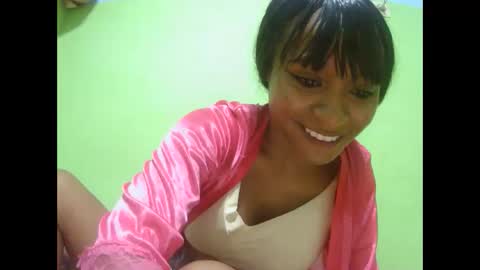 Snapshot of francine925426 chatting on 02-17-26, 08:26 francine925426 online show from 02-17-26, 08:26