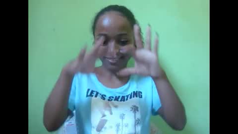 Snapshot of francine925426 chatting on 02-21-26, 11:00 francine925426 online show from 02-21-26, 11:00