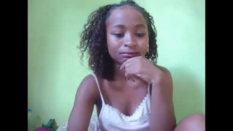 Snapshot of francine925426 chatting on 03-01-26, 05:42 francine925426 online show from 03-01-26, 05:42