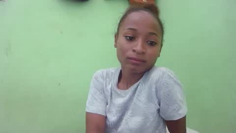 Snapshot of francine925426 chatting on 03-21-26, 08:30 francine925426 online show from 03-21-26, 08:30