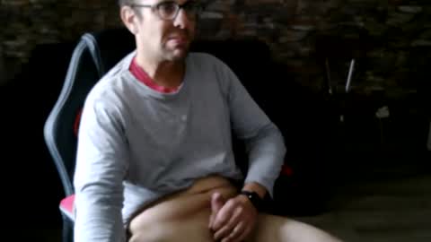 franck143544 online show from 06-03-26, 02:08