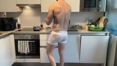 franco03952 online show from 11-16-25, 04:23