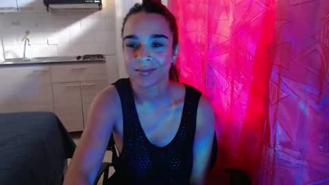 Snapshot of franfinee chatting on 10-06-25, 09:23 franfinee online show from 10-06-25, 09:23