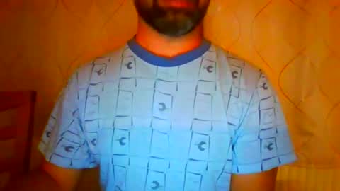 Snapshot of frank84848 chatting on 09-28-25, 08:03 Frank online show from 09-28-25, 08:03