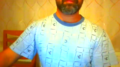 Snapshot of frank84848 chatting on 09-30-25, 08:03 Frank online show from 09-30-25, 08:03