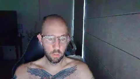 frank_perry2332 online show from 04-25-26, 07:11