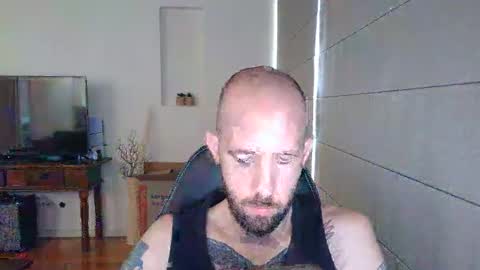 frank_perry2332 online show from 04-28-26, 02:27